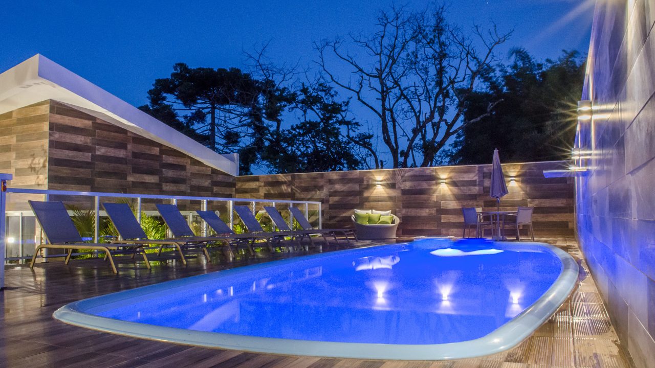 48 Piscina